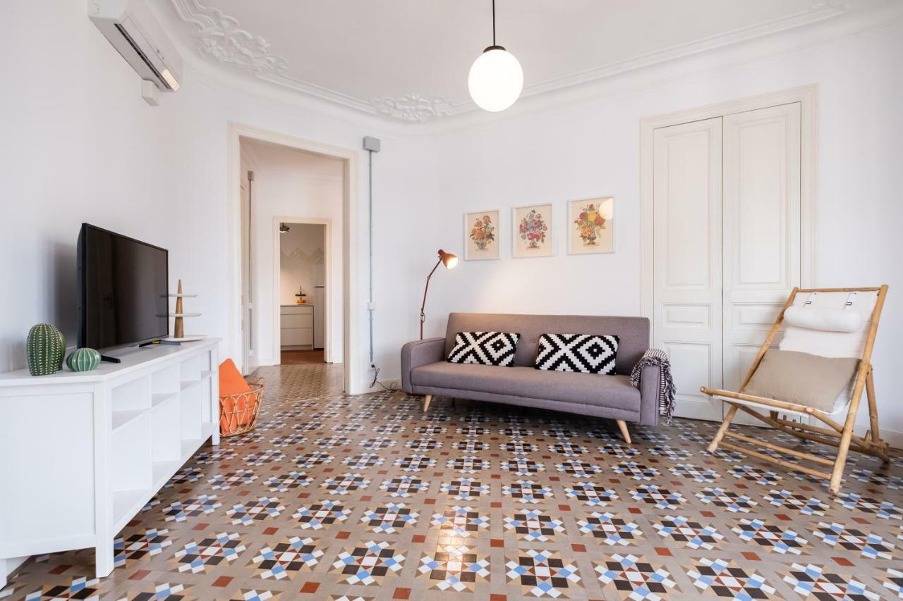 B32-sunny And Modernist For Groups In Center * Barcellona